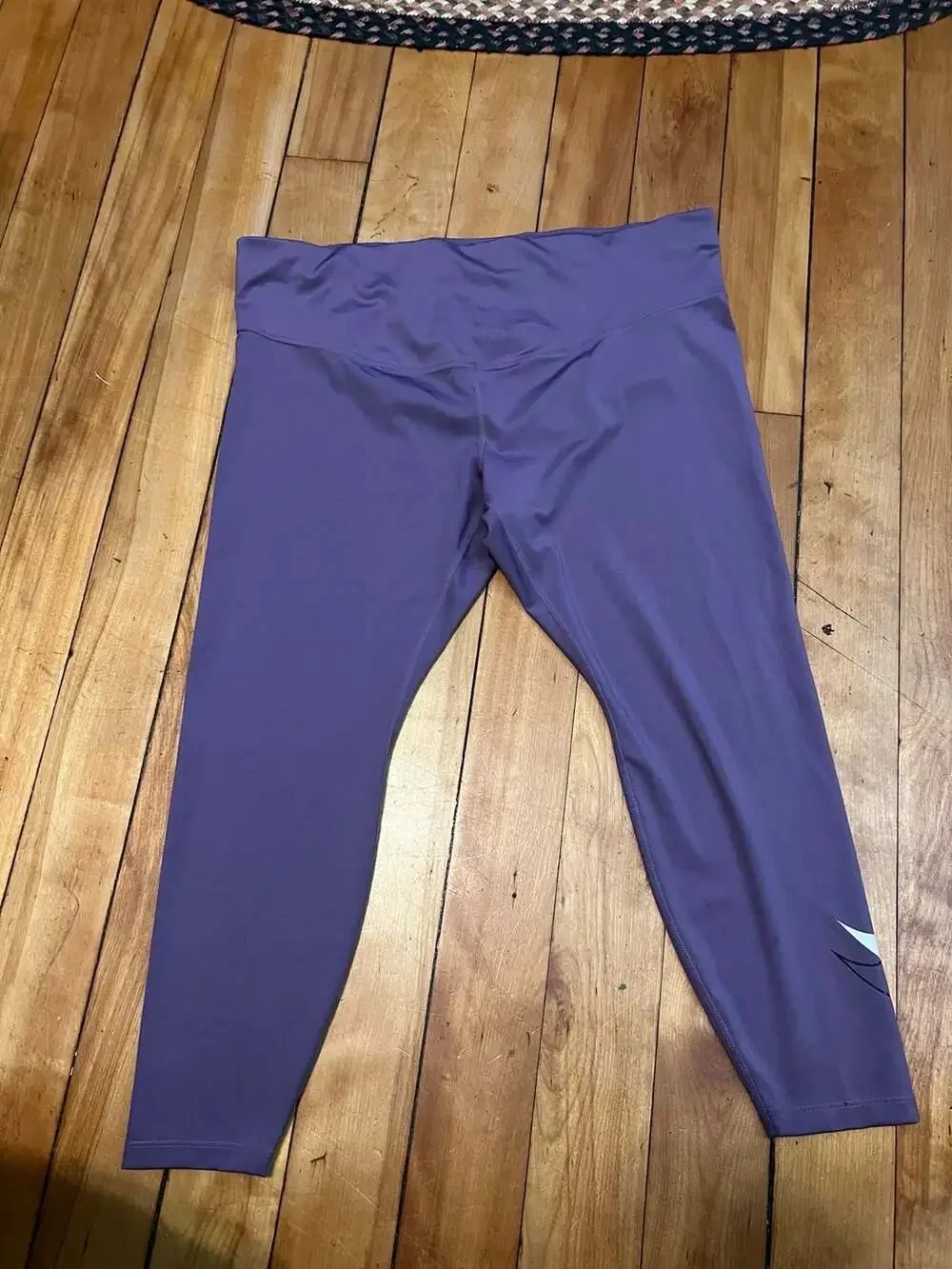 Nike Women's Dri-Fit One Mid-Rise 7/8 Graphic Leggings Amethyst Smoke 2X